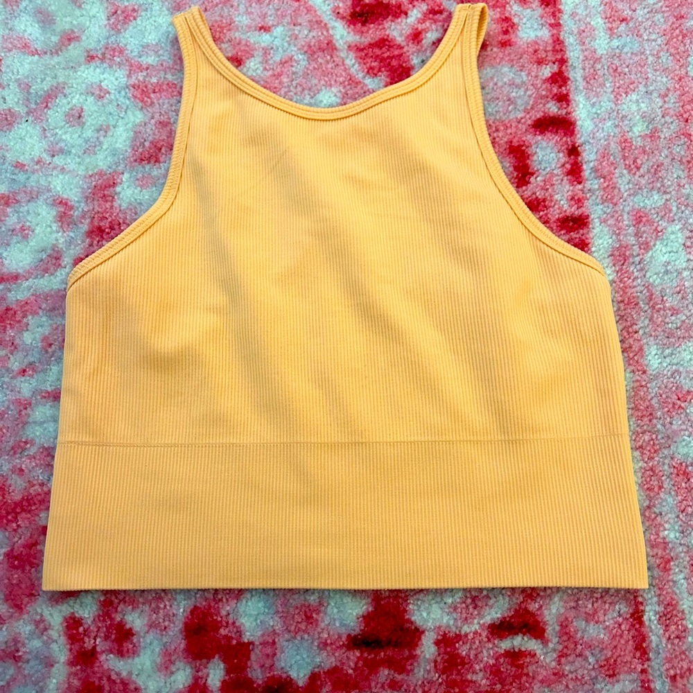 Cute vibrant summer top—size small